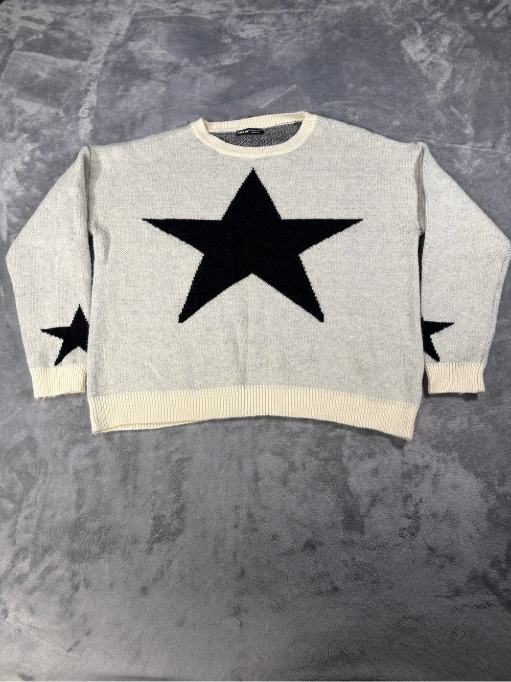 SHEIN Cream Crewneck Sweater with Black Star Motif